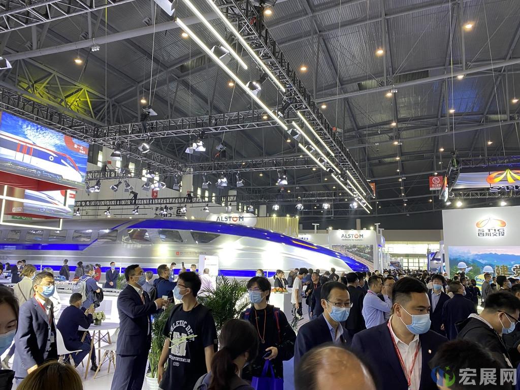 工业引领产业新发展，首届成都工博会闭幕