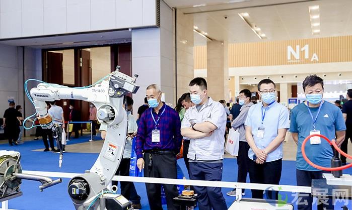 推动制造业高质量发展，2021年天津工博会启幕